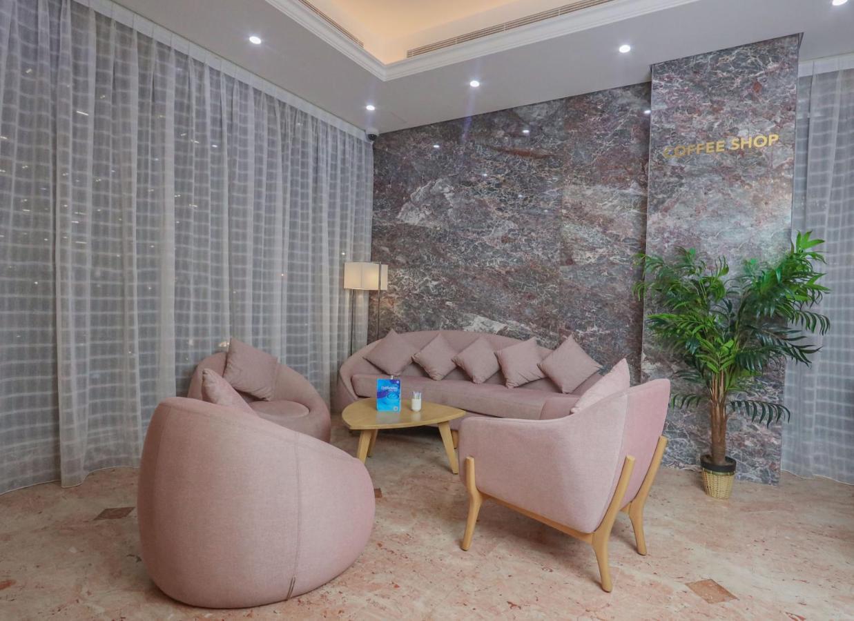 Al Azmy 116 Hotel ชาร์จาห์ ภายนอก รูปภาพ